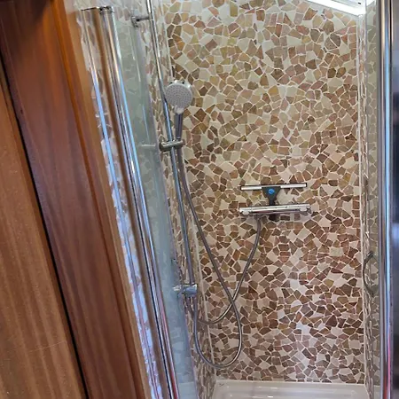 Rustikale Mit Garten Apartmán